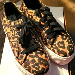 Steve Madden  Emmi Platform Sneaker